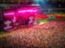 defocused suddig Foto av de atmosfär av blackpink's konsert i jakarta, född i rosa.