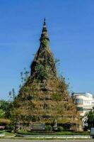 ett gammal tempel i thailand foto