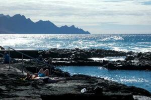 simning pooler av agaete på de ö av gran canaria i de atlanten hav. foto