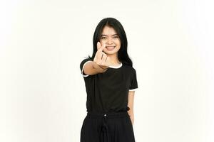 som visar koreanska kärlek finger av skön asiatisk kvinna isolerat på vit bakgrund foto