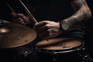 musiker spelar trummor, handelsresande på mörk bakgrund. generativ ai foto