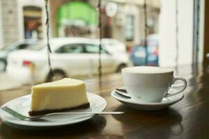 Kafé kaka kopp av kaffe morgon- livsstil kommunikation foto