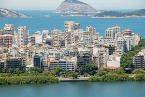 utsikt från toppen av gamens utkik i lagunen Rodrigo de Freitas i Rio de Janeiro