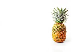 färsk mogen ananas isolerat på vit bakgrund med kopia Plats. ai genererad foto