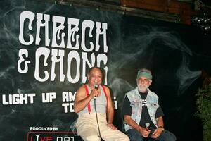 cheech marin Tommy chong cheech chong Tryck konferens i väst hollywood ca på juli 30 2008 2008 kathy hutchins hutchins Foto