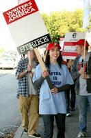 eden Riegel tvål opera efter aktörer Stöd författare gille av Amerika strejk cbs tv stad december 17 2007 los angeles ca 2007 kathy hutchins hutchins Foto