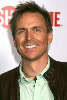 phil keoghan anländer på de cbs tca sommar 08 fest på boulevard 3 i los angeles ca på juli 18 2008 2008 kathy hutchins hutchins Foto