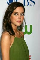 jessica stroup anländer på de cbs tca sommar 08 fest på boulevard 3 i los angeles ca på juli 18 2008 2008 kathy hutchins hutchins Foto