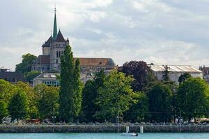 helgon pierre katedral i Genève foto