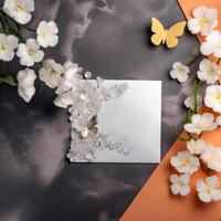 tom vit papper kort platt lägga med blommig präglings mockup, fjärilar på mörk marmor textur bakgrund, generativ ai. foto