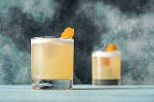 glas whisky sour foto