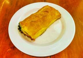 typisk mexikansk maträtter tortas tacos empanadas rollos tamales oaxaca Mexiko. foto