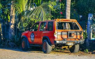 puerto escondido oaxaca mexico 2023 mexikansk klassisk plocka upp lastbil bil 4x4 av vägen fordon Mexiko. foto