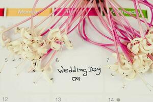 påminnelse bröllop dag i kalender planera och fontän foto