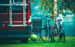 rv camping och cykling foto
