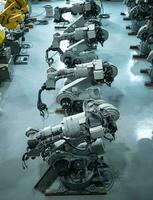 robot lager, en plats till Lagra robot ärm till inspektera, program och testa innan leverera till kunder. foto