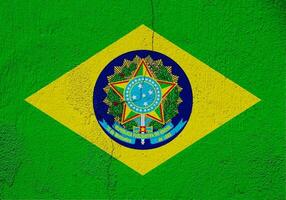 flagga av de Brasilien på en texturerad bakgrund. begrepp collage. foto