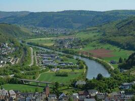 de små stad av saarburg på de saar flod i Tyskland foto