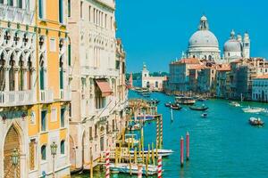 stor kanal i de Venedig foto