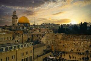 de Västra vägg och kupol av de sten, Jerusalem, Israel foto