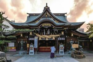 kushida helgedom, en shinto helgedom grundad i 757 och belägen i hakata ku, fukuoka, japan. den är tillägnad till de gudar av ohatanushi Nej mikoto, amaterasu omikami och susanowo Nej mikoto. foto