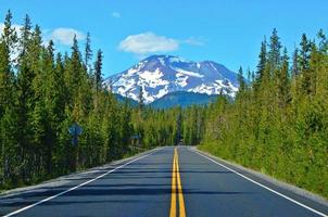 kaskad sjöar motorvägen och södra syster topp kaskad intervall nära böj eller foto