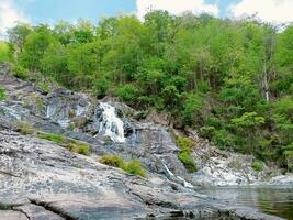 foton i de vattenfall parkera, thailand.