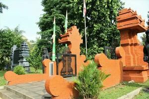 jakarta, Indonesien-23 april 2023 monument taman mini indonesien indah anjungan jawa timur foto