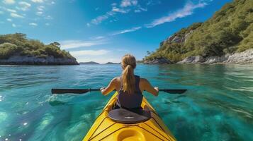 bak- se av lady paddling de kajak i de lugna tropisk bukt klar blå himmel. generativ ai foto