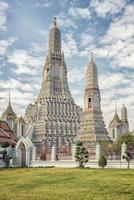 wat arun tempel i bangkok thailand