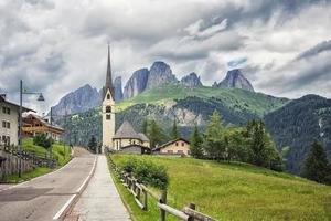 dolomiterna landskap i södra tyrolen Italien