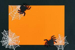 halloween Semester bakgrund med spindlar och Spindel webb. se från ovan. foto