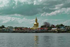 wat bangchak. tempel i thailand foto