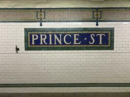 prins gata station - ny york stad foto