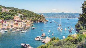 portofino by på den italienska Rivieran foto
