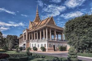 king palace i phnom penh kambodja