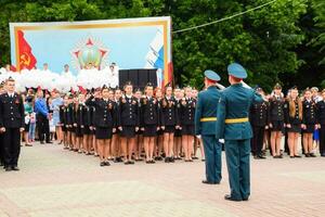 festlig parad på Maj 9 i Slavyansk-on-kuban, i hedra av seger dag i de bra patriotisk krig. foto