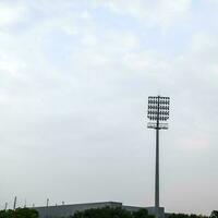 cricket stadion översvämning lampor poler på delhi, Indien, cricket stadion lampor foto