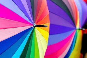 färgglada paraply bakgrund foto
