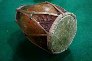 traditionell musik instrument kallad gendang eller kedang foto