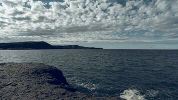 kust landskap med klippor i halvö valdes, värld arv webbplats, patagonien argentina foto
