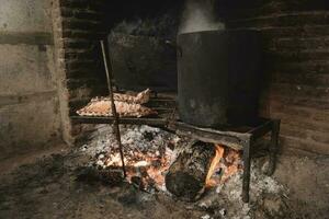 rustik spis, traditionell argentine kök, patagonien foto