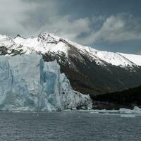 perito moreno glaciär, los glaciärer nationell parkera, santa cruz provins, patagonien argentina. foto