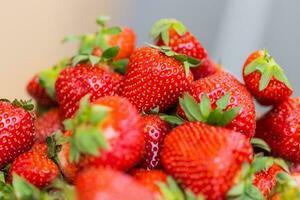 jordgubb färsk organisk bär makro. frukt bakgrund - friska vitamin mat begrepp foto