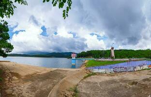 da lat, viet nam - 4 juni 2023 skön av tuyen lam sjö i da lat, vietnam. foto