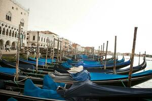 Venedig, en förhäxande stad i Italien, full av historia och medeltida arkitektur. foto