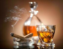 whisky och cigarr foto