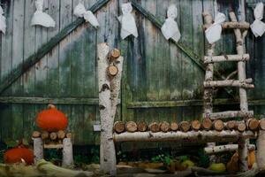 halloween skrämmande bakgrund i landsbygden hus. foto