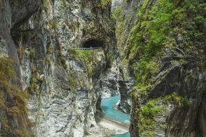 svälja grotta, aka yanzikou, av taroko nationalpark i Hualien, Taiwan foto
