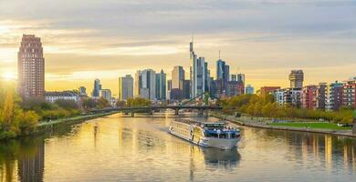 stadens centrum frankfurt stad horisont, stadsbild av Tyskland foto